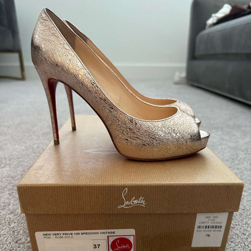 Christian Louboutin rose gold platform pump